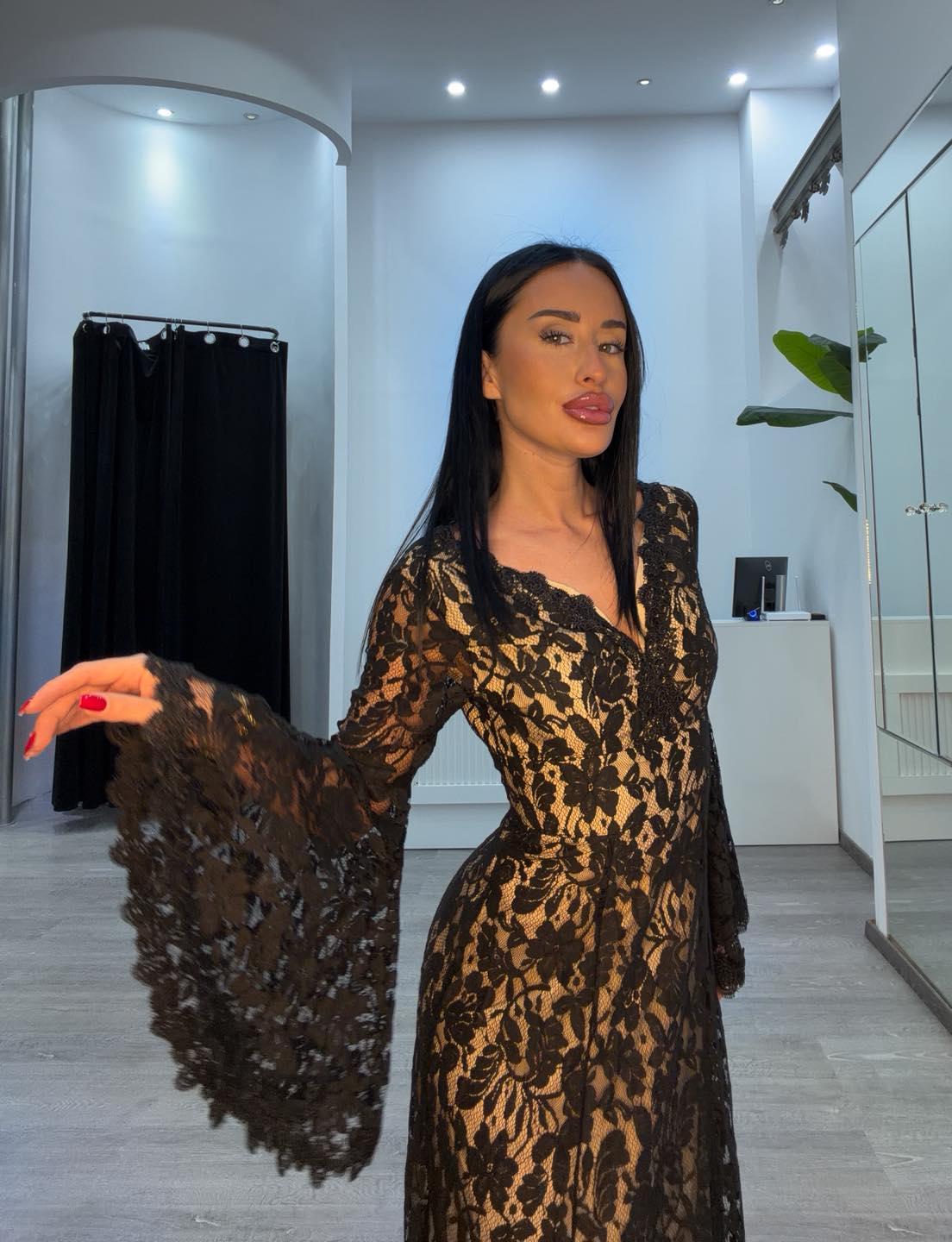 619312737_897698146173029_4548179954806108174_n